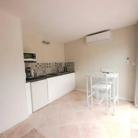 Le Petit Olivier Apartmán *